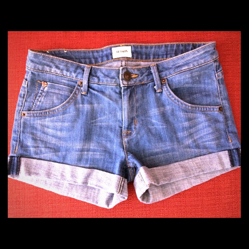 Hudson Cuffed Shorts